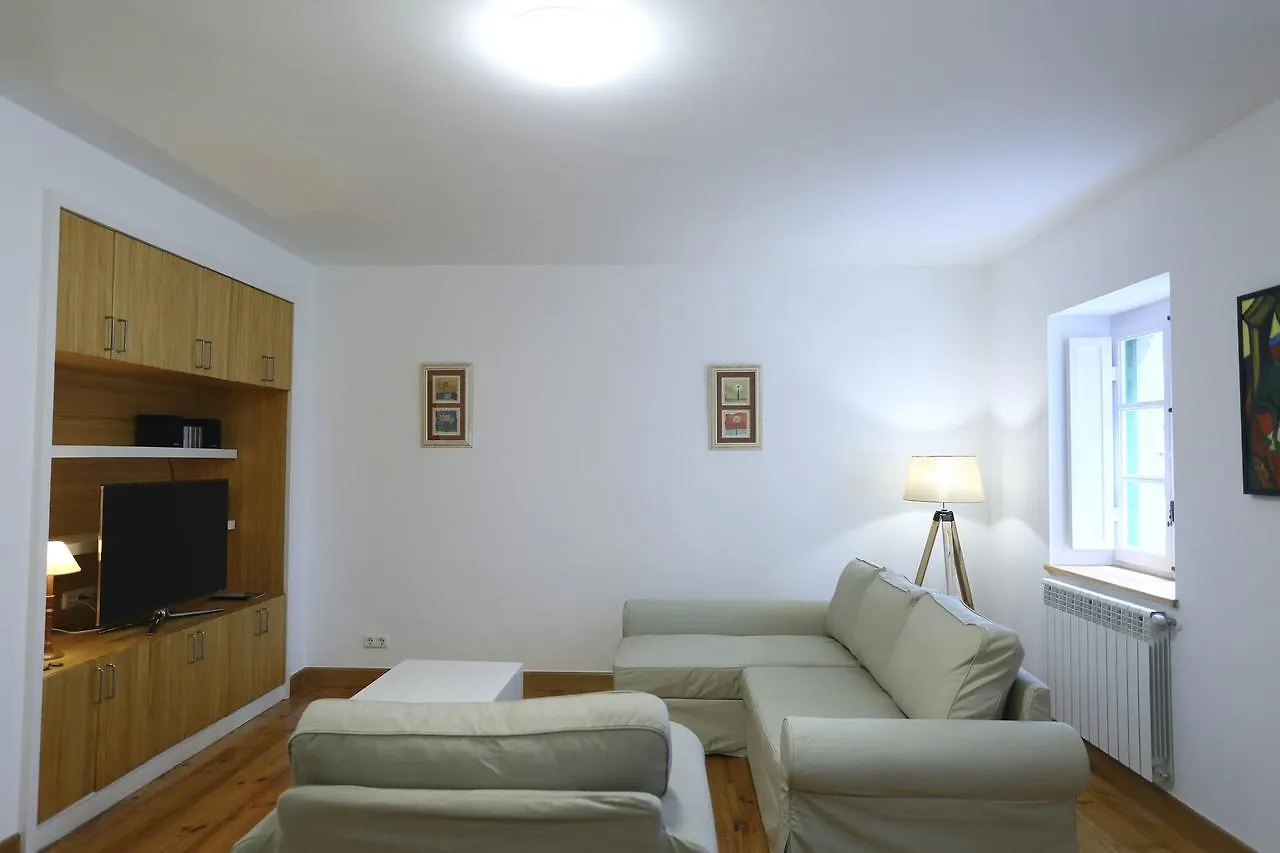 Andagoia By Smiling Rentals Hondarribia 0*,